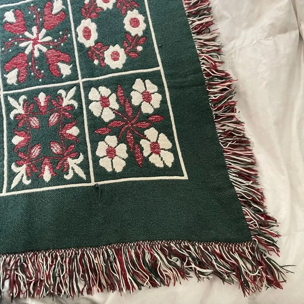 Throw Blanket Tapestry Floral Hearts Reversible Cotton Fringe Bloomcore 43x66
